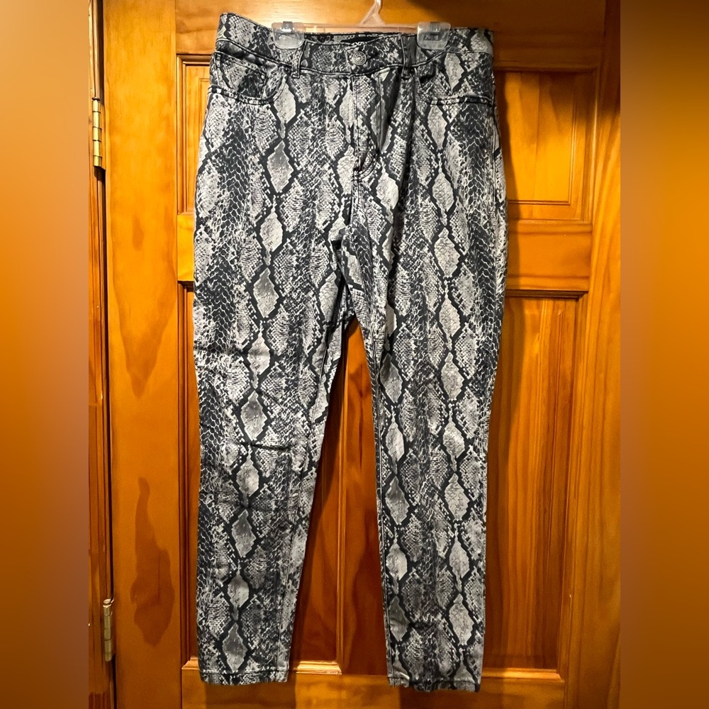 Express Monochrome Patterned Pants